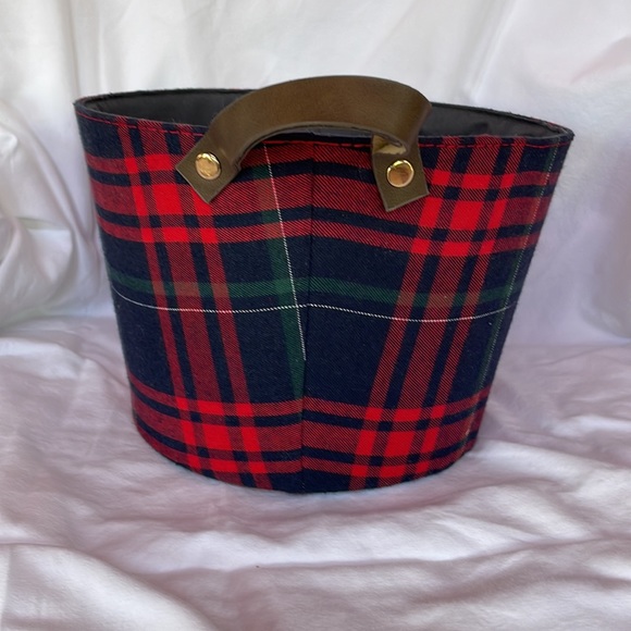 Christmas in June: Platter and Two Baskets 🧺 🎅🏻 - Picture 7 of 12